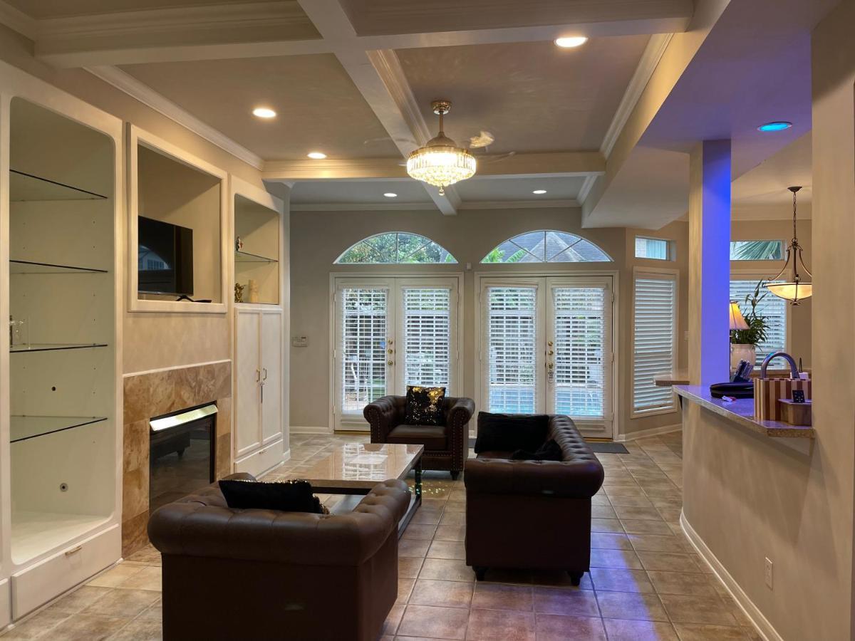 Insperit Home At Galleria With Heated Pool Spa Houston Extérieur photo