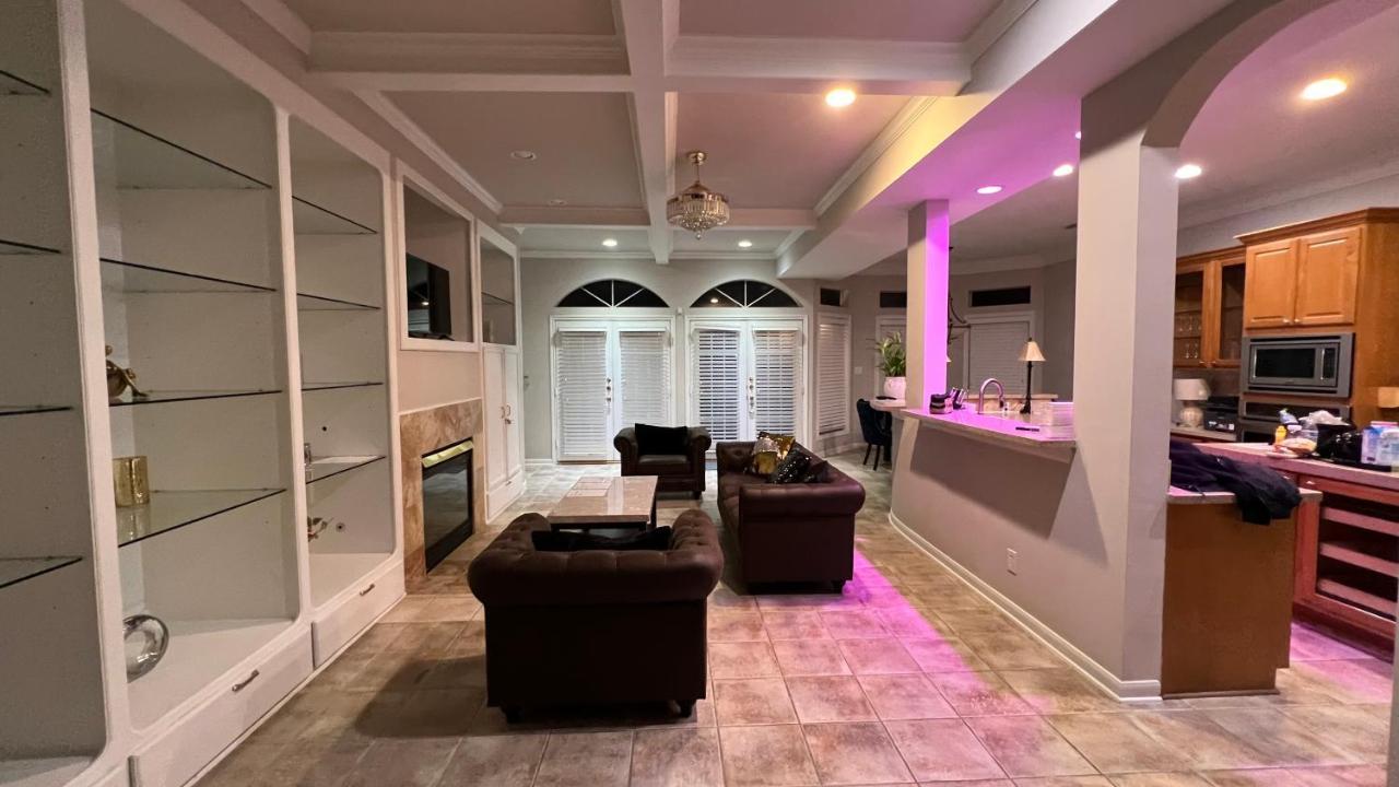 Insperit Home At Galleria With Heated Pool Spa Houston Extérieur photo
