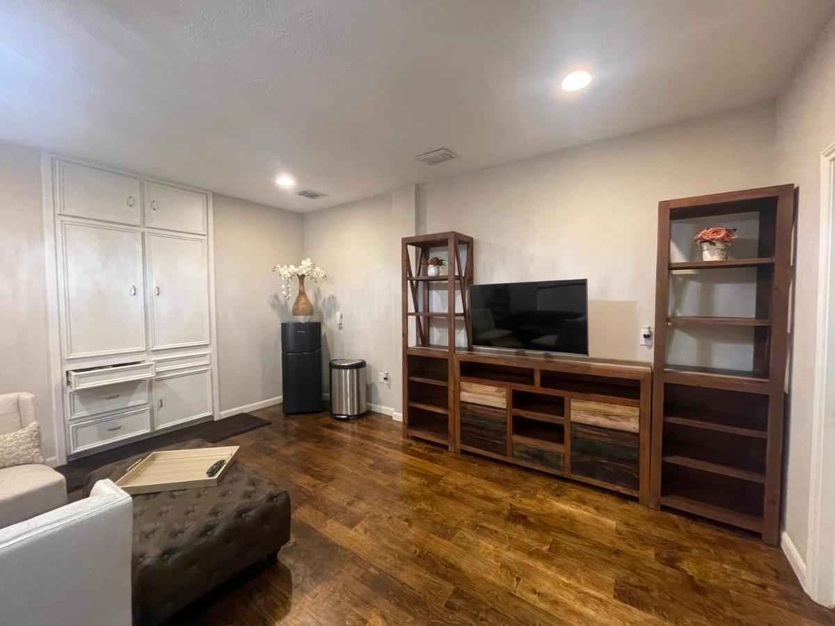 Insperit Home At Galleria With Heated Pool Spa Houston Extérieur photo